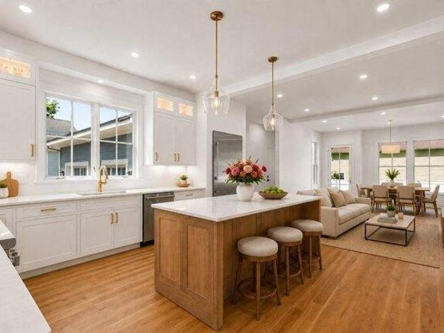 house with 8 bedroom, Newton MA ES105403298