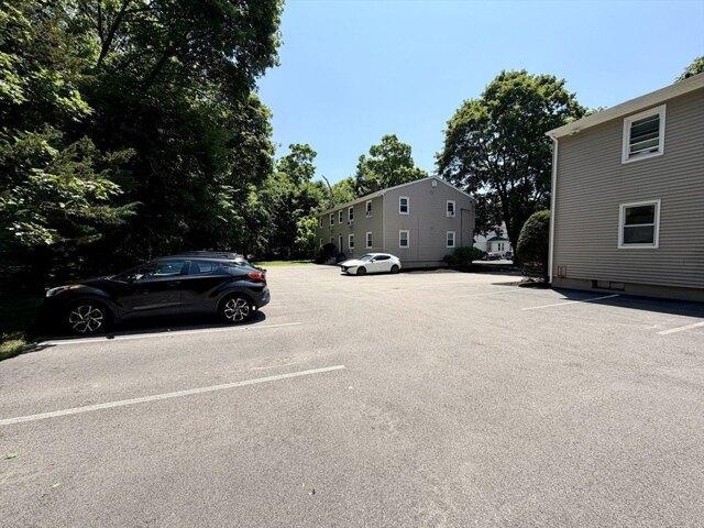 house with 8 bedroom, North Attleboro MA ES105365234