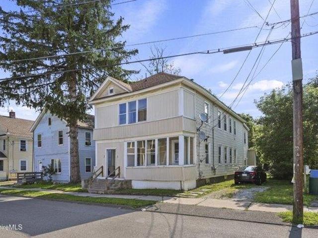 house with 8 bedroom, Pittsfield MA ES105366597