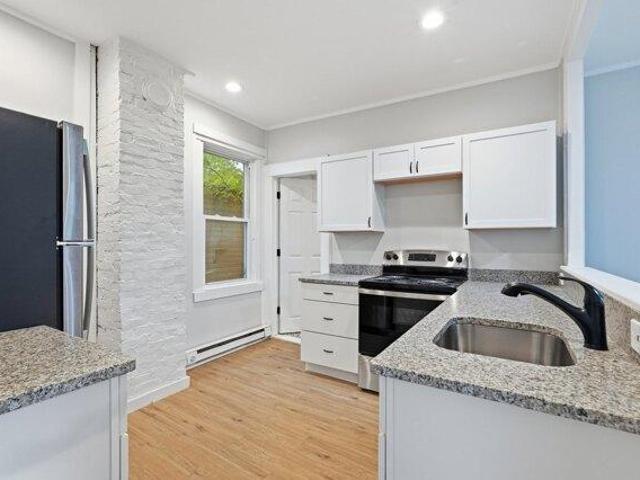 house with 8 bedroom, Pittsfield MA ES105511762