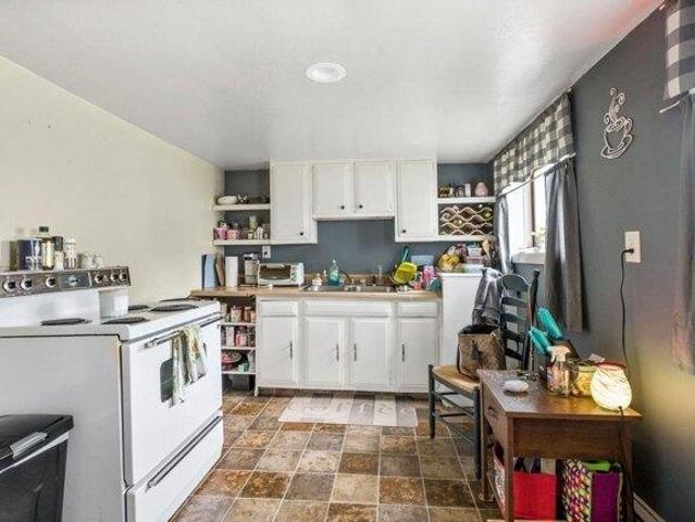 house with 8 bedroom, Pittsfield NH ES104150454