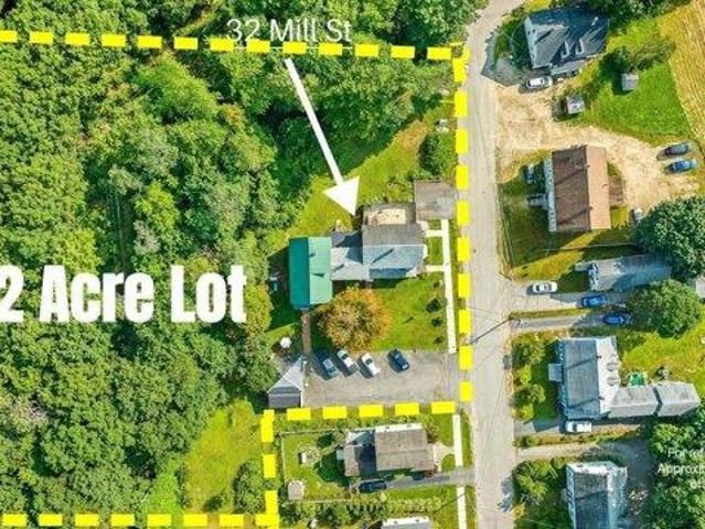 house with 8 bedroom, Rochester NH ES104870359