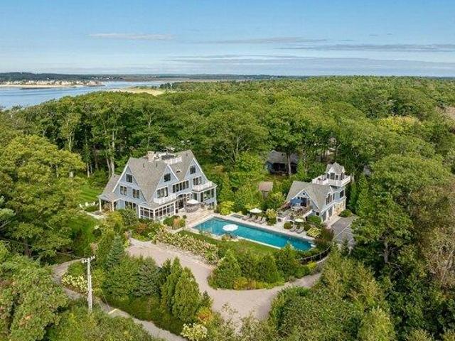 house with 8 bedroom, Scarborough ME ES105652360