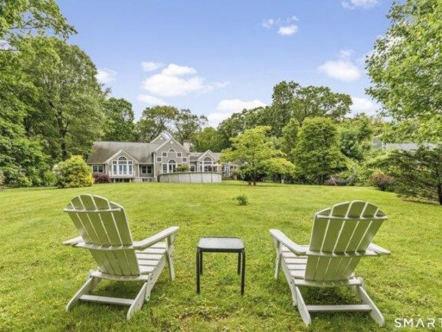 house with 8 bedroom, Stamford CT ES105440663