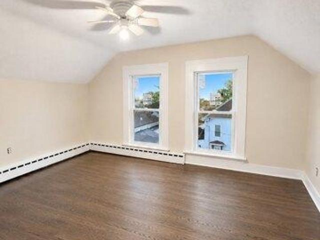 house with 9 bedroom, Windham CT ES105695452