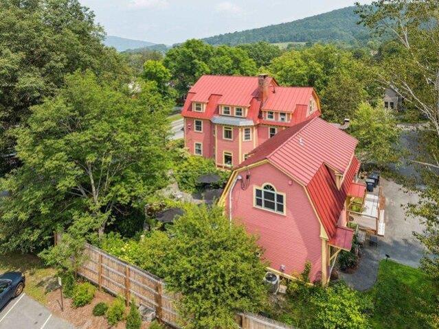 house with 9 bedroom, Woodstock VT ES104513607
