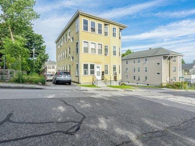 house with 9 bedroom, Worcester MA ES105368402