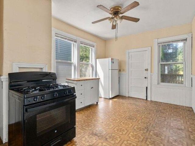 house with 9 bedroom, Boston MA ES105628708
