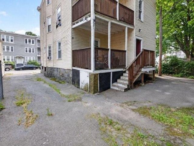 house with 9 bedroom, Boston MA ES106011914
