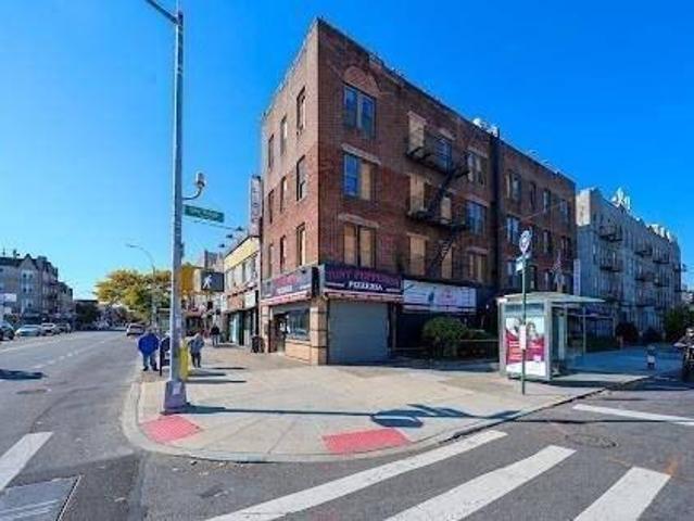 house with 9 bedroom, Brooklyn NY ES104906659