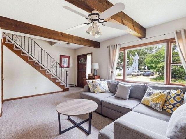 house with 9 bedroom, Chelmsford MA ES105317974