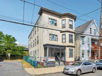 house with 9 bedroom, Chelsea MA ES103431926