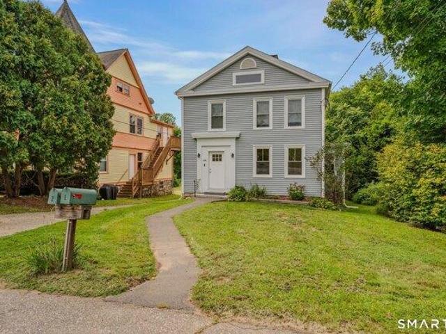 house with 9 bedroom, East Haddam CT ES105439493
