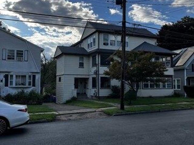 house with 9 bedroom, East Hartford CT ES105426452