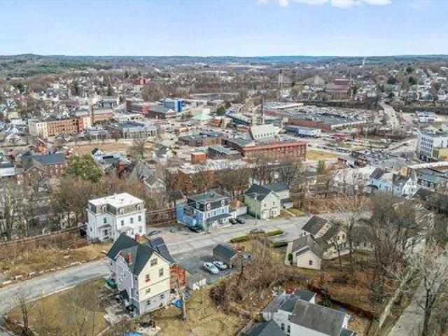 house with 9 bedroom, Fitchburg MA ES105330928