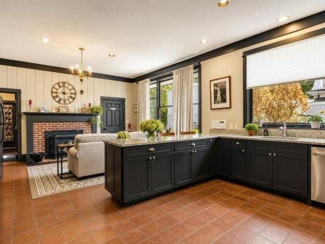 house with 9 bedroom, Kennebunk ME ES105419093
