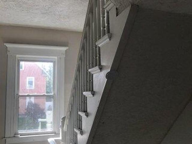 house with 9 bedroom, Manchester NH DS104478074