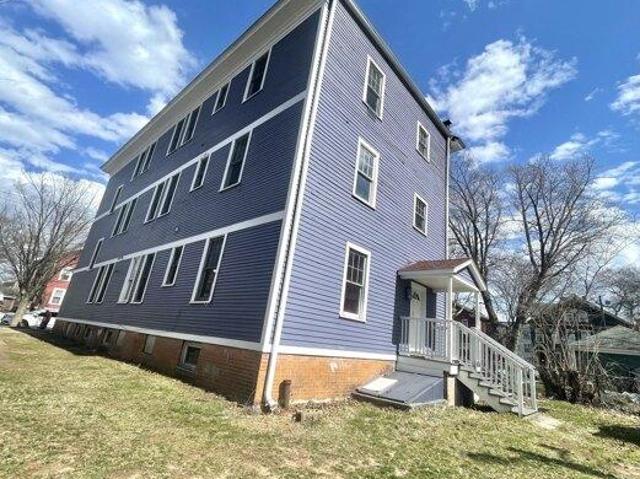house with 9 bedroom, New Haven CT ES105559615
