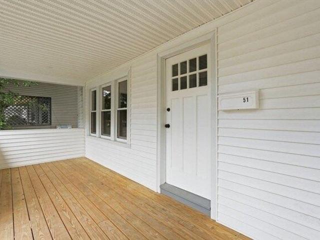 house with 9 bedroom, Springfield MA ES105404497