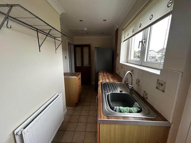 house Woodhall Ave, Coatbridge, North Lanarkshire, ML5 5DD