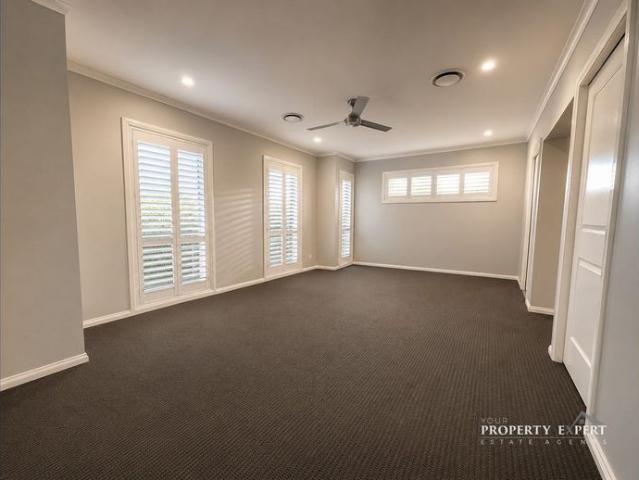 House Address 136 Riverbank Dr, The Ponds NSW For Lease