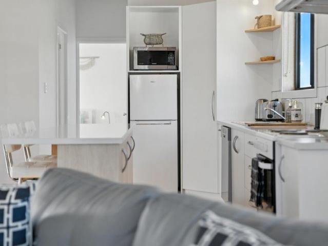 House and 1 Bedroom Studio