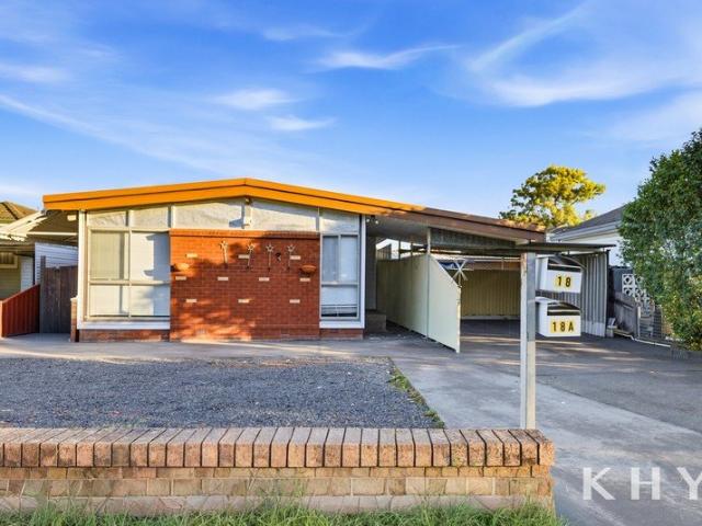 House and granny flat with double rental incomes