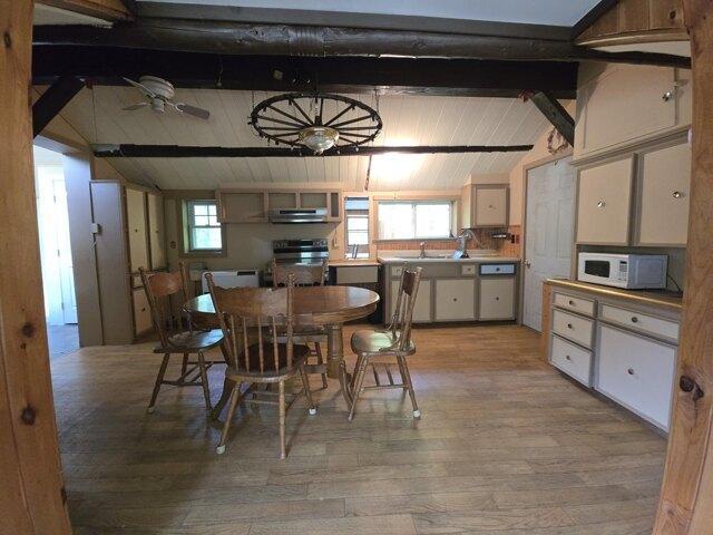 house Andover ME ES105753096