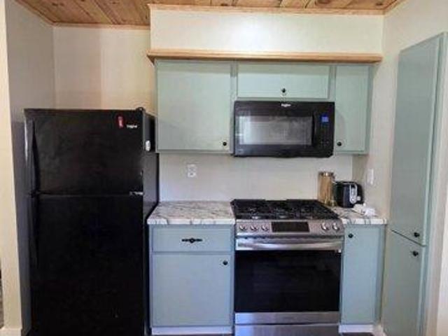 house Appleton ME ES105787256