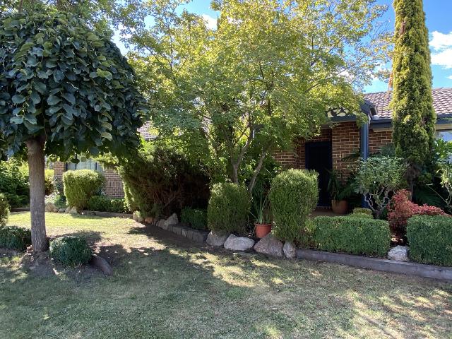 house at 41 Mokoan Avenue, Kialla VIC 3631, Australia