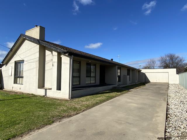 house at 42 Carson Street, SHEPPARTON VIC 3630, Australia