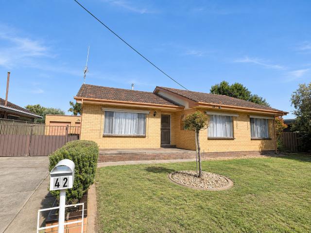 house at 42 Field Street, SHEPPARTON VIC 3630, Australia