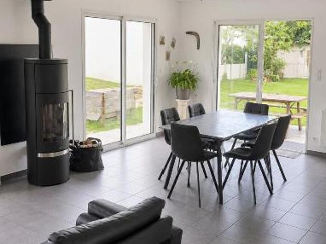 House at 44 Saint Léger les Vignes, ST LEGER LES VIGNES, 44710, France