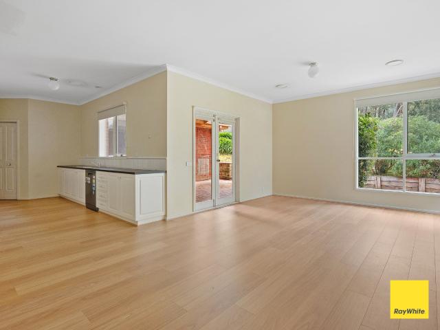 house at 45 Broad Parade, Spring Gully, VIC 3550