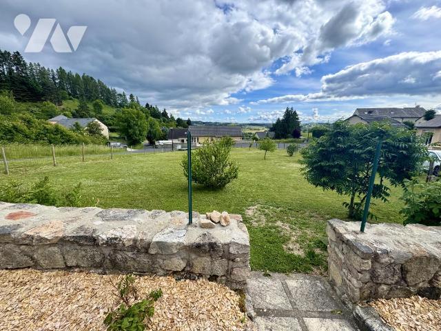 House at 48 Saint Alban sur Limagnole, ST ALBAN SUR LIMAGNOLE, 48120, France