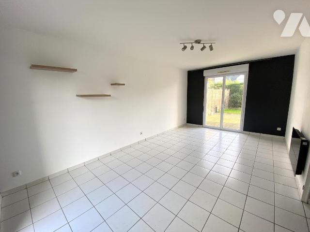 House at 49 Feneu, FENEU, 49460, France