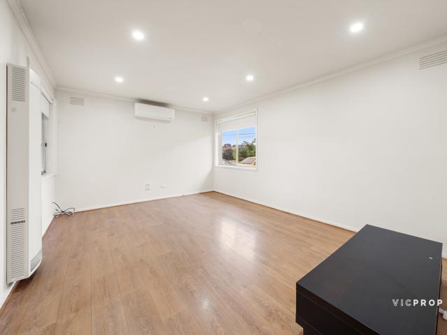 House at 49 Felstead Avenue, SUNSHINE WEST, Australia