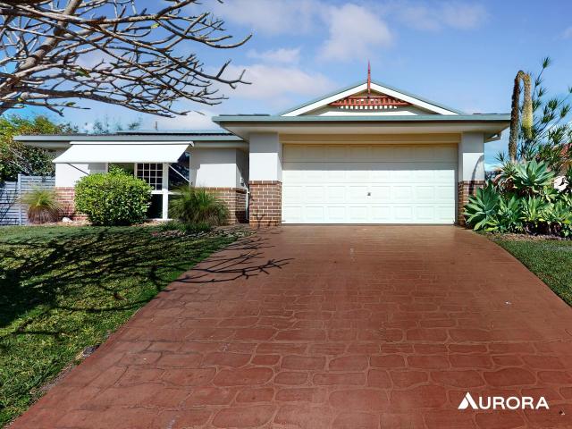 house at 4 Marjorie Buckler Avenue, Redland Bay, Australia