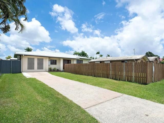 house at 4 Beckett Court, Ooralea,Australia