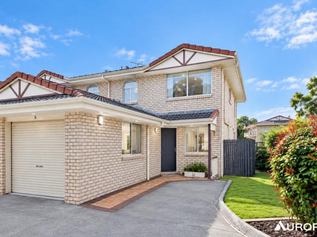house at 5/10 Lawrence Close, Robertson, Australia