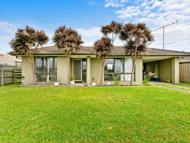 house at 56 Bellarine Circuit, MORWELL VIC 3840, Australia