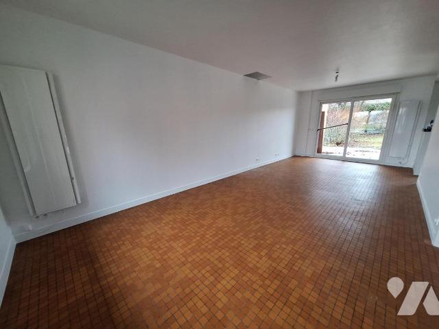 House at 59 Avelin, AVELIN, 59710, France