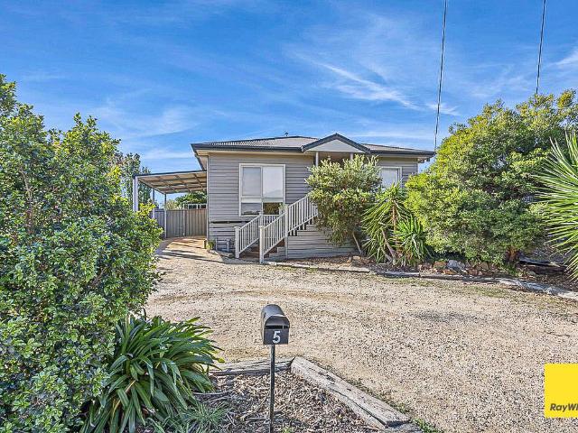 house at 5 Lethebys Road, Sailors Gully, VIC 3556