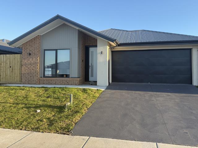 house at 60 Fifth Avenue, Traralgon VIC 3844, Australia