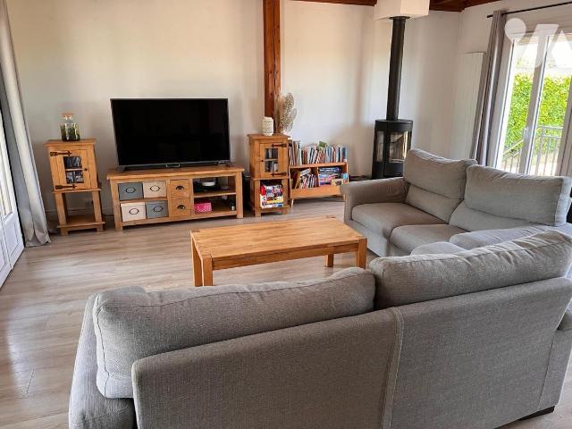 House at 60 Fontaine Chaalis, FONTAINE CHAALIS, 60300, France