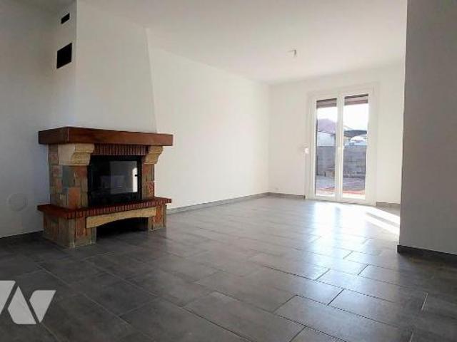 House at 60 Longueil Annel, LONGUEIL ANNEL, 60150, France