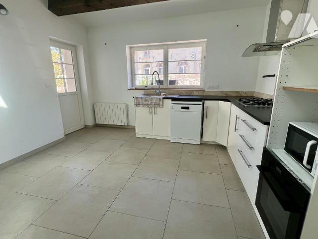 House at 60 Montlognon, MONTLOGNON, 60300, France