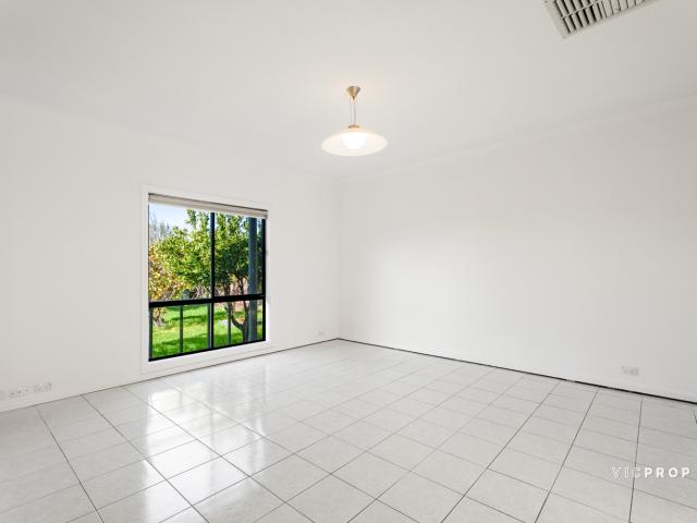 House at 61 Avondale Avenue, ST ALBANS, Australia