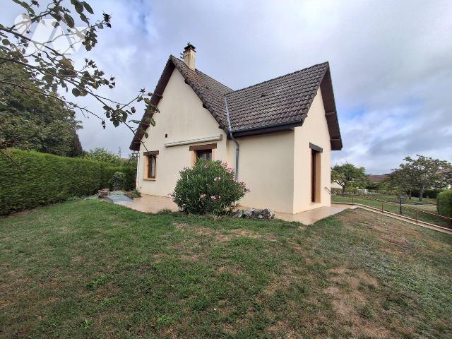 House at 61 Sarceaux, SARCEAUX, 61200, France