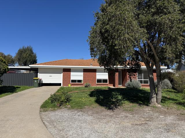 house at 6 Flinders Street, Nuriootpa, Australia